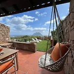 Dom wakacyjny Con Vista Mozzafiato Porto San Paolo (Sardinia)